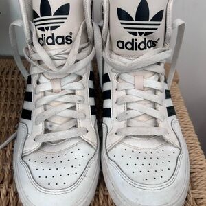 Adidas "Forum" High Top Sneakers - W Size 8 - White and Black